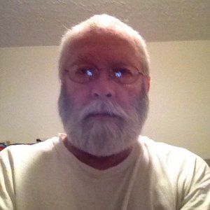 Meet your Posher, Dennis